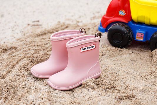 Discover the Perfect Toddler Rain Boots from Tree Grandpa